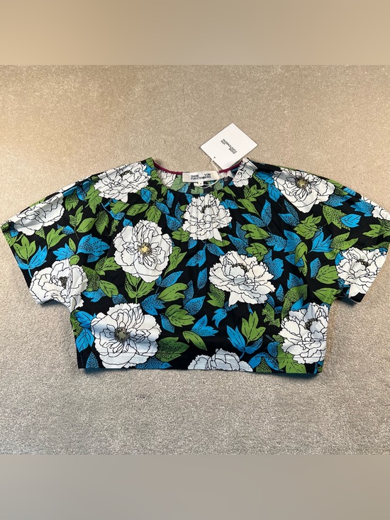 Diane Von Furstenberg Tops - Diane Von Furstenberg SS Pin Tuck Crop Top Floral Shirt NWT Boswell Ivory Medium